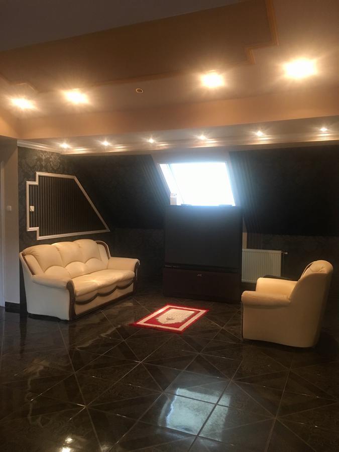 Adam Apartmanhaz Leilighet Szeged Eksteriør bilde